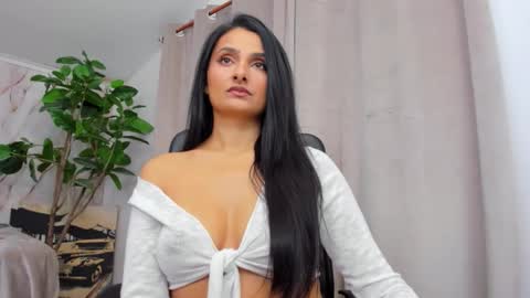 JennaPrice online show from January 7, 5:44 am