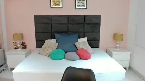 jenner_madison online show from December 19, 12:41 pm