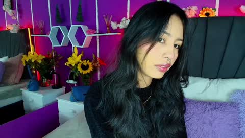 Jenner online show from December 7, 5:26 am