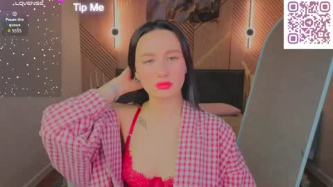 jennifer online show from June 8, 1:28 am