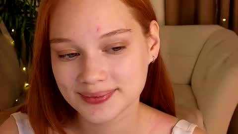 Jennifer online show from November 7, 1:38 pm