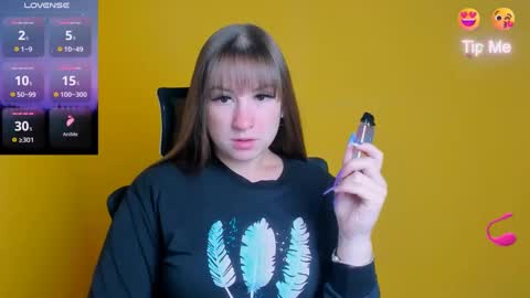 Jennifer online show from September 27, 6:09 am