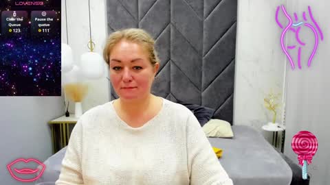 Jennifer online show from February 4, 8:17 pm