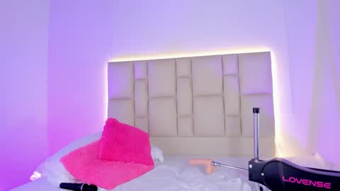 jenny__lawrence online show from September 20, 1:05 am