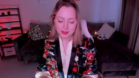 Jenny online show from January 24, 8:23 am