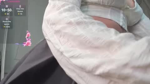 jenny_harringtons online show from September 12, 7:29 am