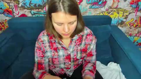 Jenny online show from February 4, 6:49 am