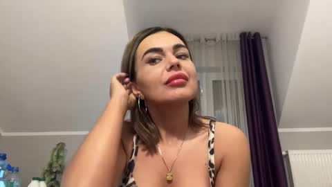 Jenny online show from February 6, 9:00 am