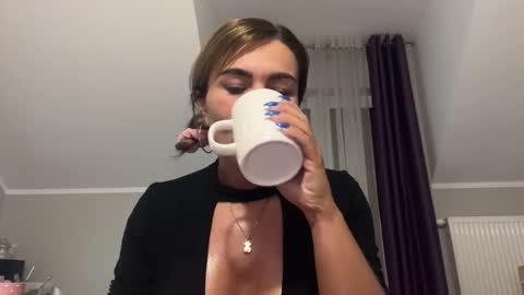 Jenny online show from February 14, 8:52 am