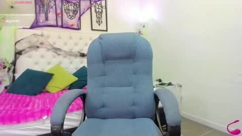 jenny_stark online show from November 1, 11:47 am