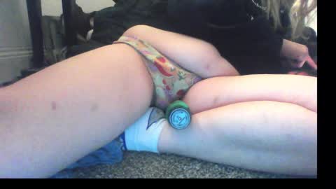 jennyisasquirter online show from October 25, 9:28 am