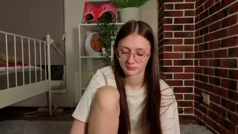 Kriss online show from June 2, 9:27 pm