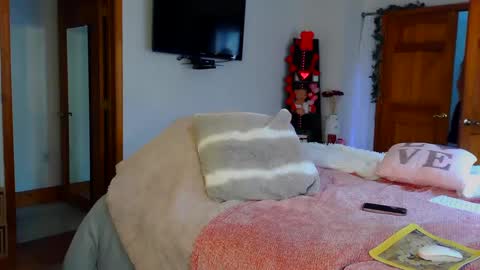 Jessabelle Diamond online show from February 20, 3:08 pm