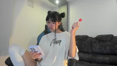 jessi_lemus online show from June 17, 8:32 pm