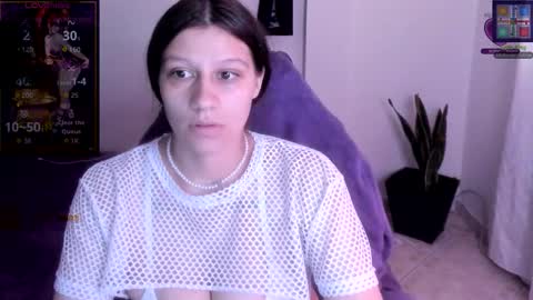 jessicarobbit online show from October 27, 1:50 pm