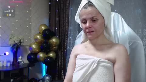 Jess online show from September 13, 9:45 pm