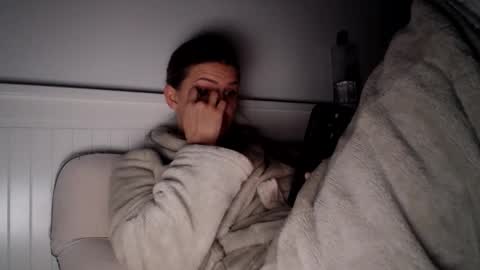 jessieryan online show from February 3, 5:07 am