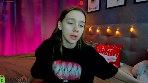 Jessie online show from December 22, 9:45 am