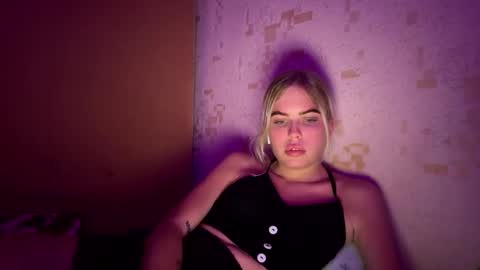 jessika_evans online show from September 24, 4:17 pm