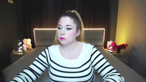 Jess online show from January 13, 8:08 am