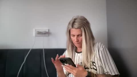 Jessye online show from October 20, 2:20 pm