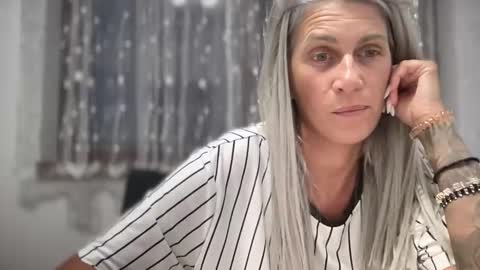 Jessye online show from September 24, 4:28 pm