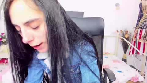 Jessy online show from February 3, 4:41 pm