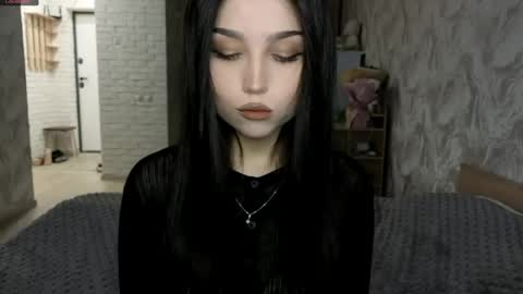 I am Gina ntmu Lets hit 10 Thumbs Up together online show from June 6, 7:03 am
