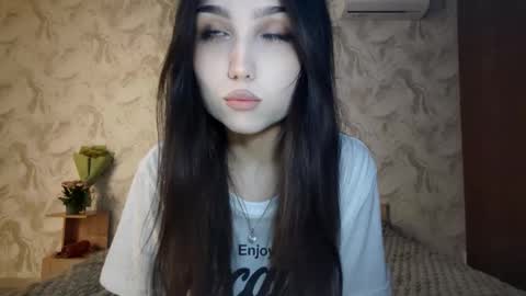 I am Gina ntmu Lets hit 10 Thumbs Up together online show from March 16, 3:16 pm