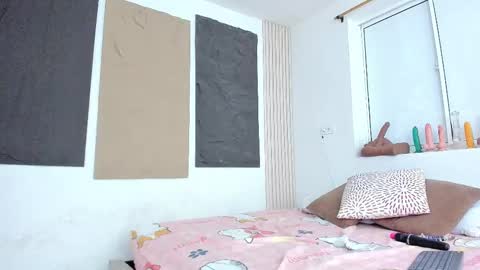 jheremy_wen online show from December 21, 7:18 pm