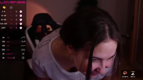 jia_lisaa online show from January 24, 1:46 am