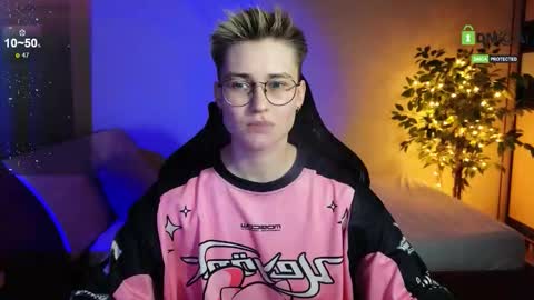 J online show from December 14, 7:08 pm