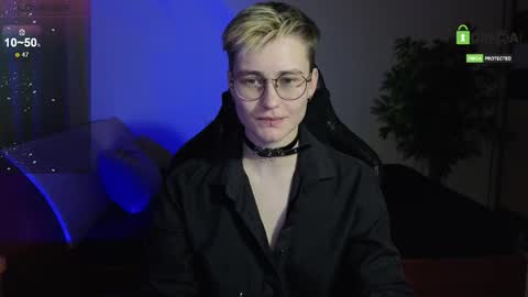 J online show from December 1, 6:32 pm