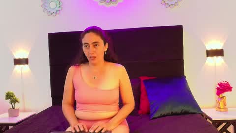 joellakollins online show from June 2, 7:48 pm
