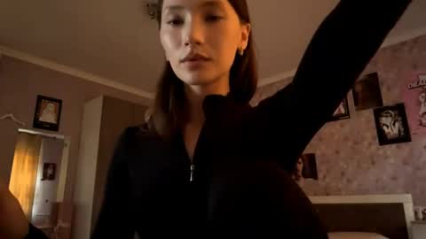Sakura online show from June 2, 2:07 pm