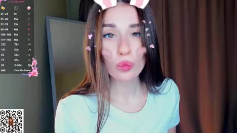 Emma online show from October 12, 6:27 am