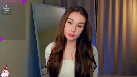 Emma online show from November 29, 5:11 am