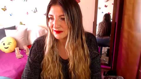 Jolie Mature online show from March 21, 9:20 pm