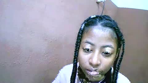 joliekah27 online show from February 28, 5:37 am