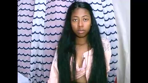 joliekah27 online show from September 12, 7:32 pm