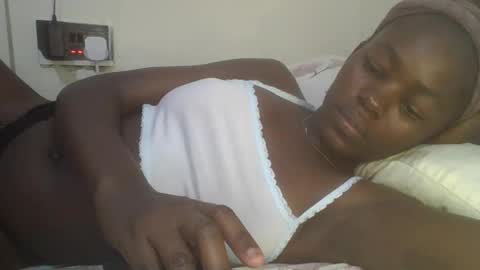 jollynabeb online show from March 2, 11:39 pm