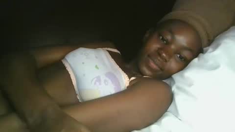 jollynabeb online show from October 21, 4:38 am