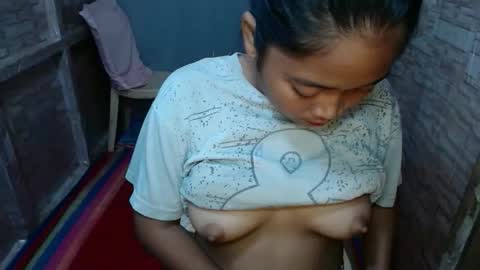 jonna2568 online show from October 12, 2:19 pm