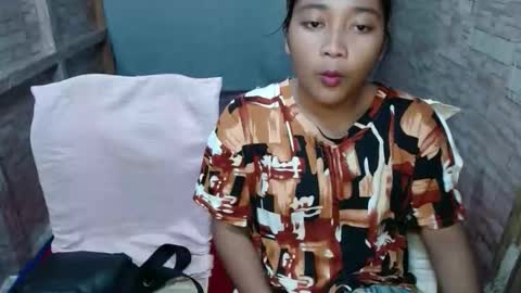 jonna2568 online show from October 11, 2:09 pm