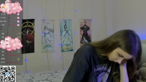 Mila online show from February 9, 8:34 pm