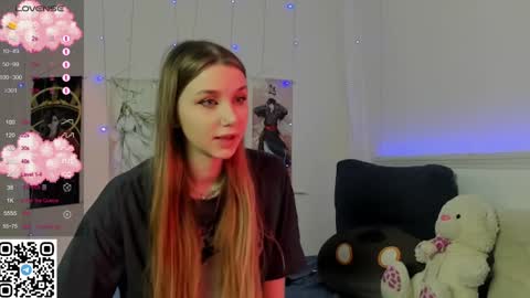 Mila online show from February 5, 8:04 pm