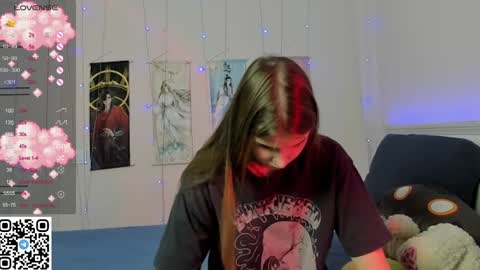 Mila online show from January 31, 8:33 pm