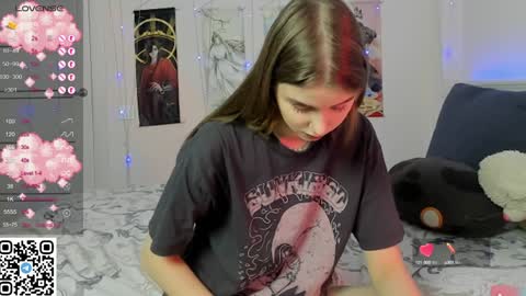 Mila online show from January 28, 7:53 pm