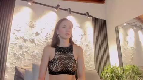 joselin online show from July 18, 3:47 pm