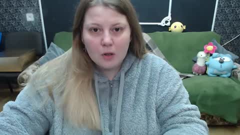 josiesun771 online show from March 3, 6:53 am